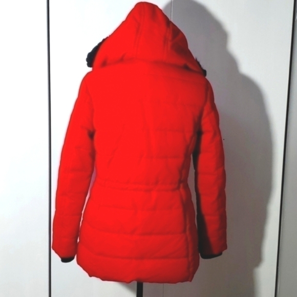 GUESS- Red/Black Goose Down Filled Coat Faux fur Detach hood Warm! Winter Sz.M - Picture 4 of 11